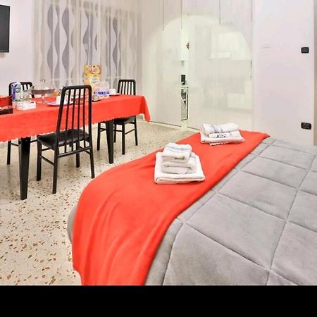 Casa Vacanza Arcangeli Салерно Экстерьер фото
