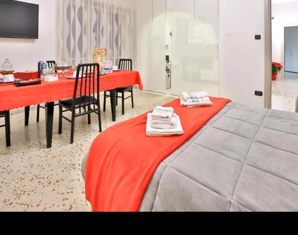 Casa Vacanza Arcangeli Салерно Экстерьер фото